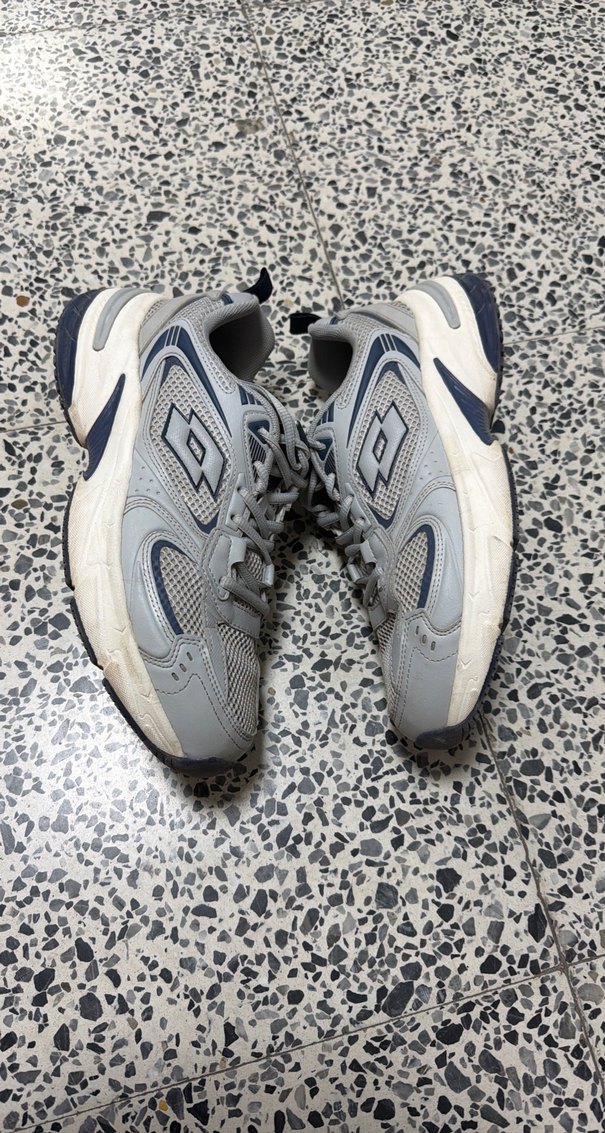 Gri Bağcıklı Spor erkek lotto koşu ayakkabısı - Görsel 3