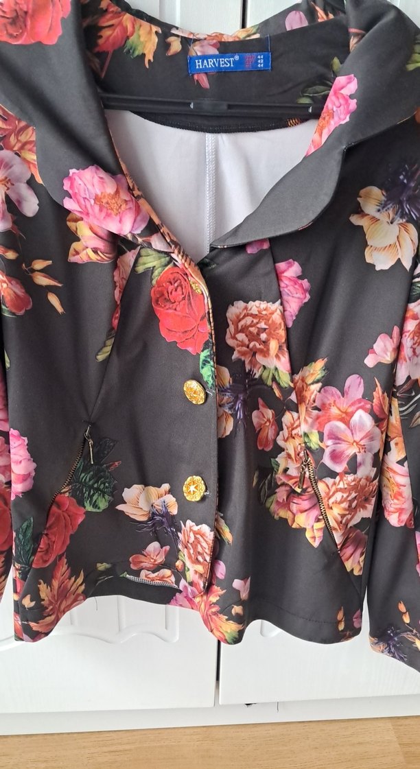 Çiçek Desenli Düğmeli Kadın Blazer - Görsel 2