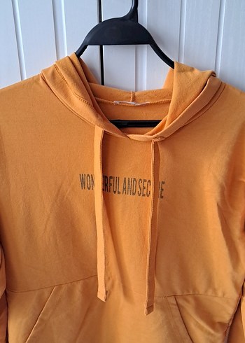 Sarı Kapüşonlu Kadın Sweatshirt - Görsel 2