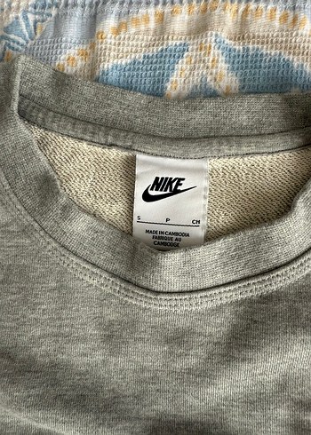 s Beden Gri Uzun Kollu Nike Sweatshirt