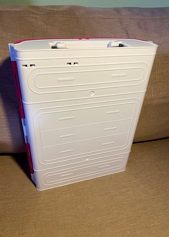 Üç askılı Barbie gardrop - Görsel 5