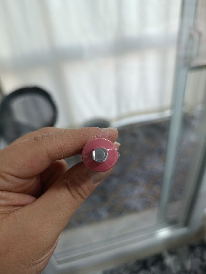 Glossier Pastel Pembe Allık - Görsel 3