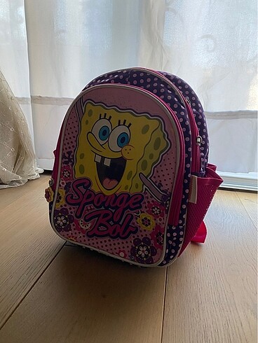 Diğer Sungerbob Cantasi