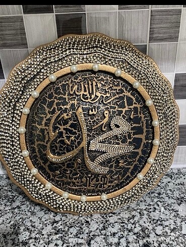 Duvar aksesuarı ağır işlemeli