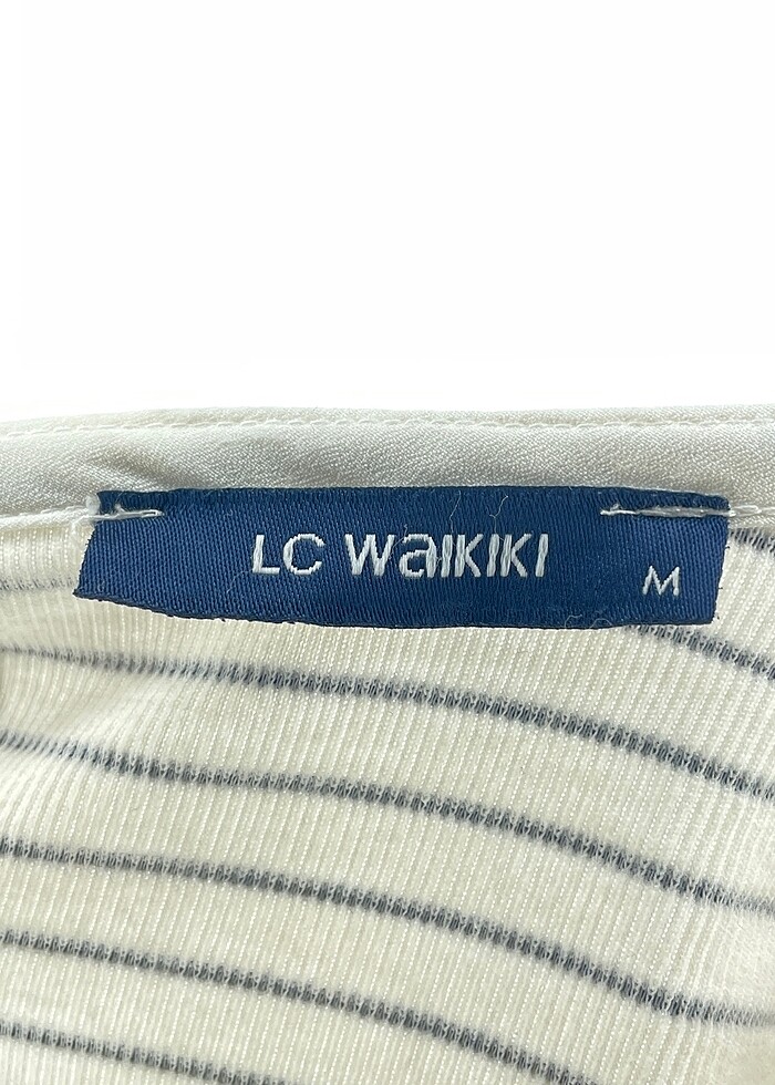 LC Waikiki Bluz %70 İndirimli. - Görsel 4