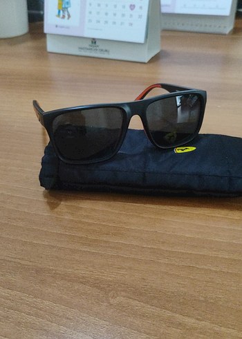 Erkek  siyah Kırmızı Minimalist Gözlük - Görsel 2