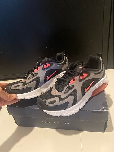 36,5 Beden siyah Renk Nike spor ayakkabı