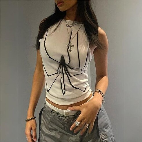 Gothic y2k pinterest bluz