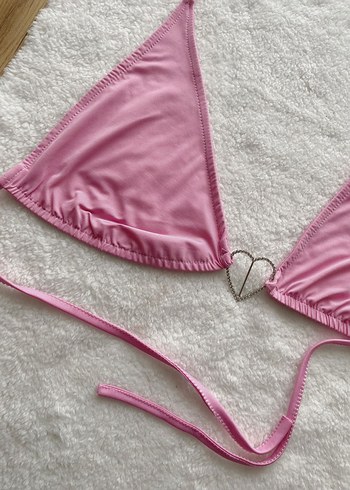 Pembe Zincir Detaylı Göğüs Aksesuarı - Görsel 4