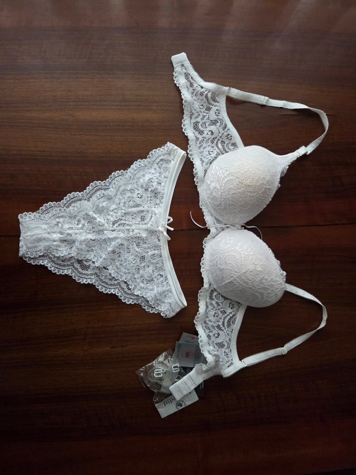 Beyaz Dantel Sütyen Takımı 5 parça - Görsel 2