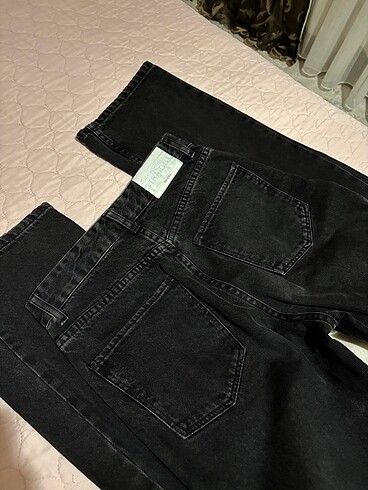 Bershka Pantolon