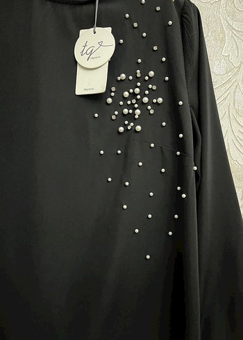 Boncuk İşlemeli Siyah Uzun Kollu Tunik - Görsel 2