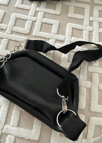 Siyah Kadın Bel ve Çapraz Çanta - Görsel 2