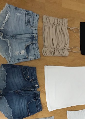 Mini kısa boy kot denim şort ve crop H&M - Görsel 2
