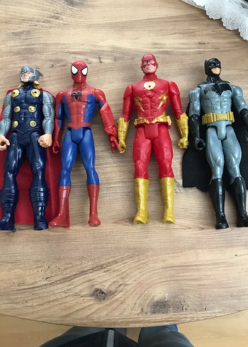 Süper Kahraman Figürleri 30cm Batman Süperman Marvel Titan spinm