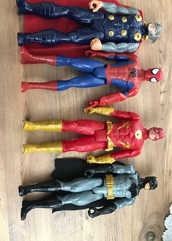 Süper Kahraman Figürleri 30cm Batman Süperman Marvel Titan spinm