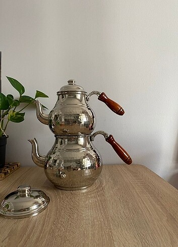 Diğer El işi büyük boy bakır çaydanlık nikel kaplamalı
