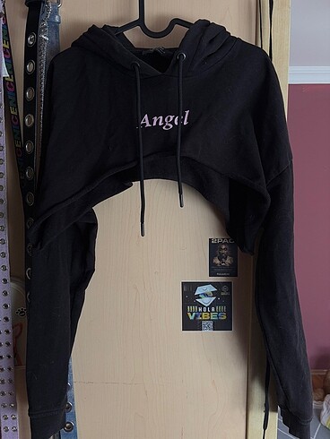 Bershka Crop Sweatshirt