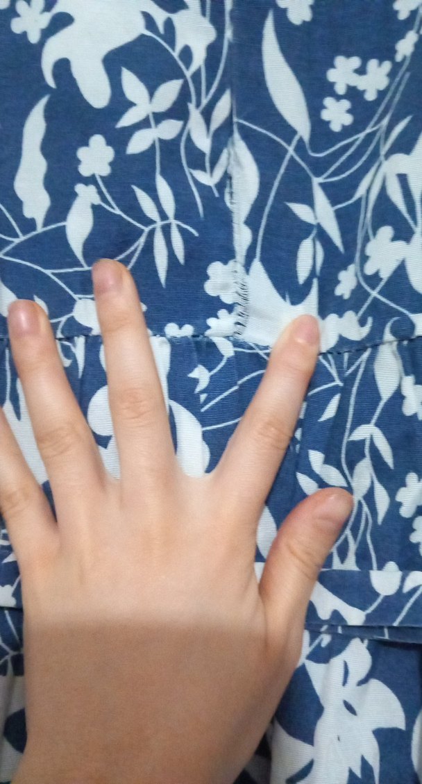 Uzun Kollu Lacivert Desenli Uzun Elbise - Görsel 3