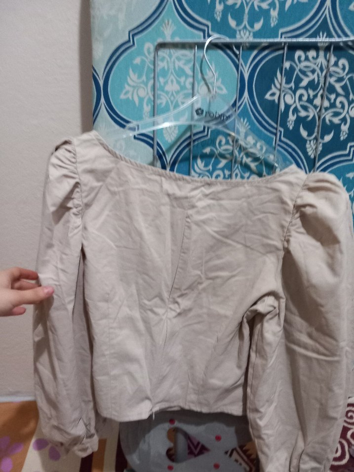 Bej Keten V Yaka Uzun Kollu Bluz - Görsel 4