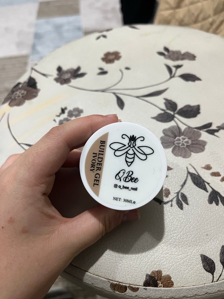 Q.Bee 30ml Tırnak Builder Jeli - Görsel 2
