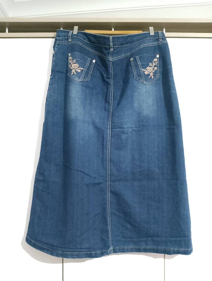 Nakışlı Lacivert Midi Kot Etek - Görsel 2