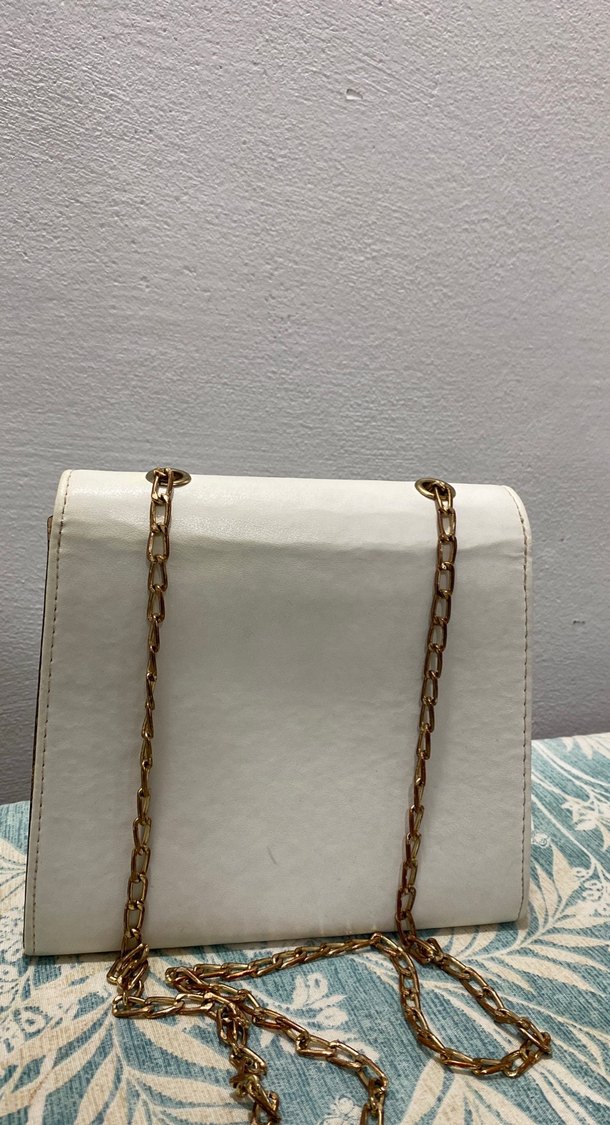 Beyaz Deri Tokalı Kadın Çanta - Görsel 3