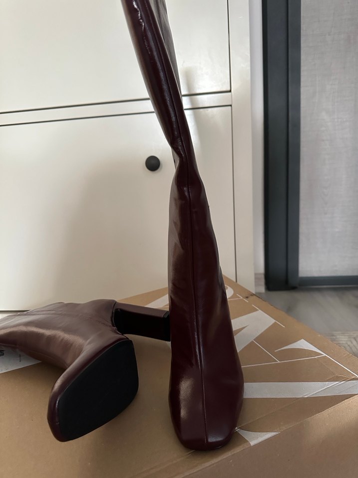 Bordo Deri Topuklu Kadın Çizme - Görsel 2