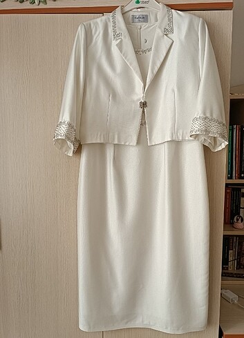 44 Beden Elbise,abiye,nikah elbisesi