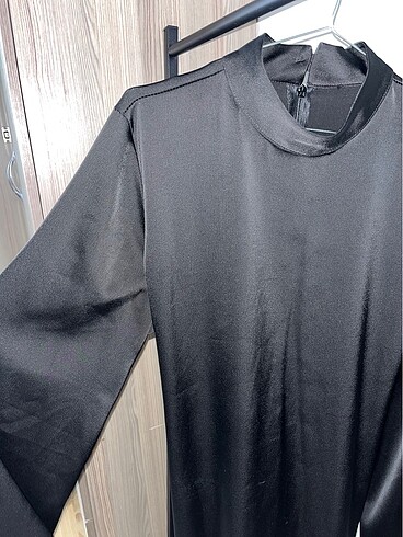 Saten elbise - Görsel 3