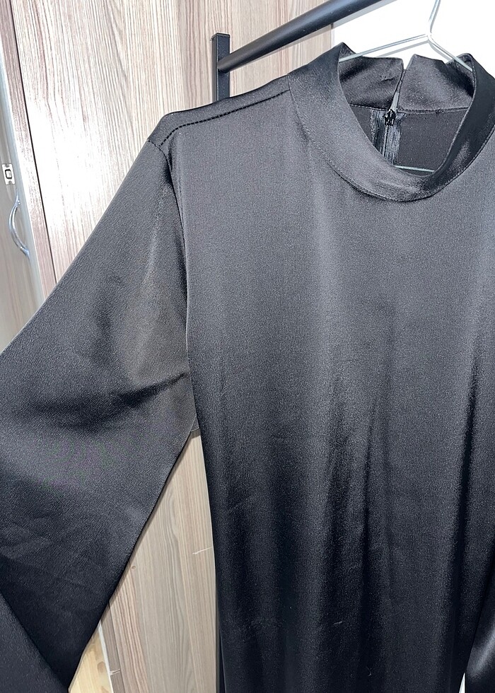 Saten elbise - Görsel 3