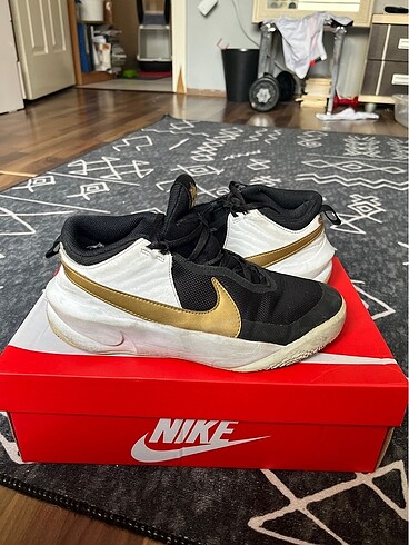 Nike hustle basketbol ayakkabısı