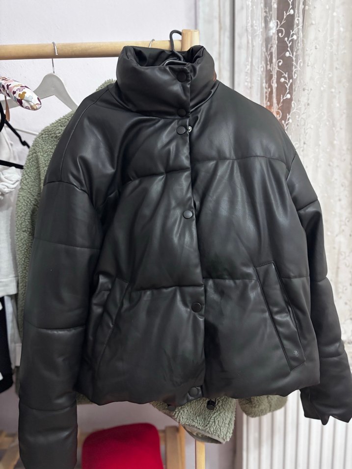 Düğmeli Siyah Deri Kadın Kışlık deri mont - Görsel 2