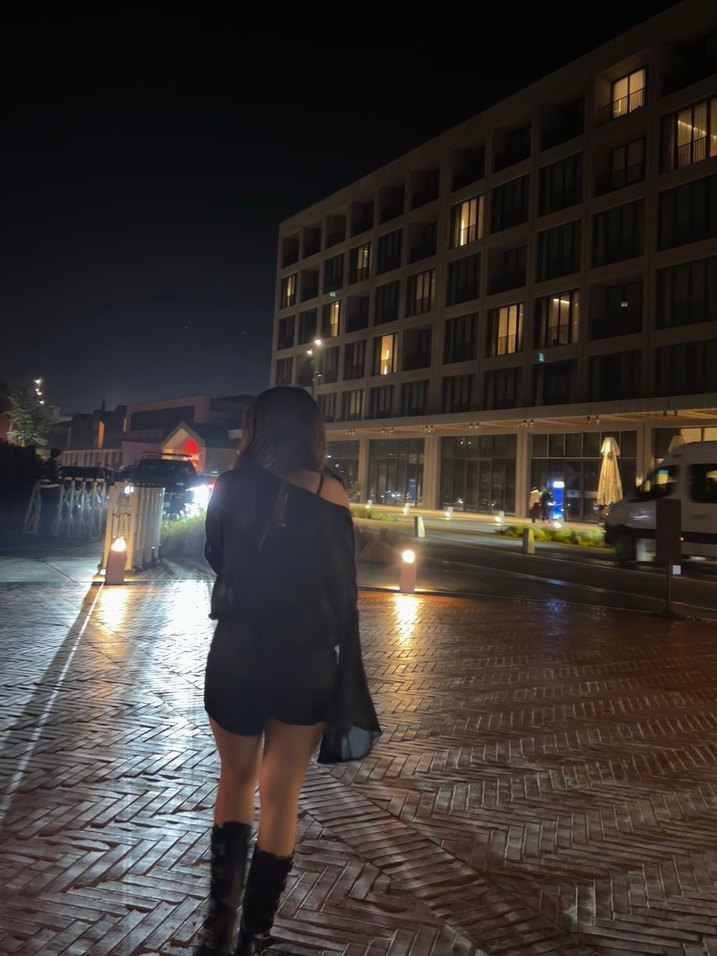 Siyah V Yakalı Mini Kadın Elbise - Görsel 5