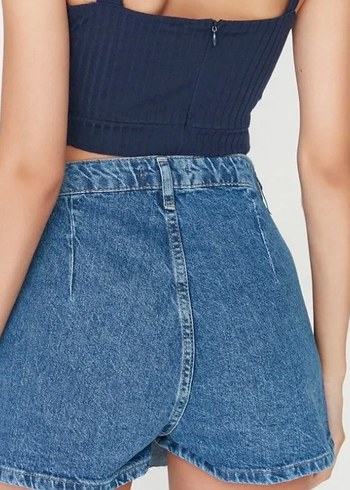Kadın Gri Pileli Midi Denim Şort - Görsel 2