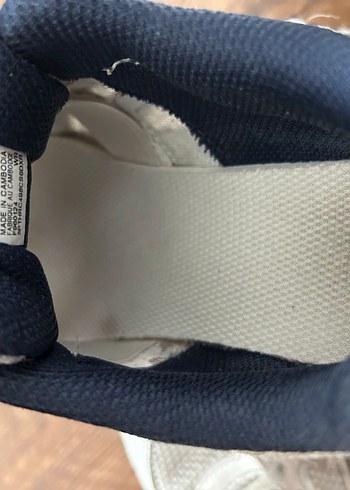 35 Beden beyaz Renk Asics Gel spor ayakkabı 35no