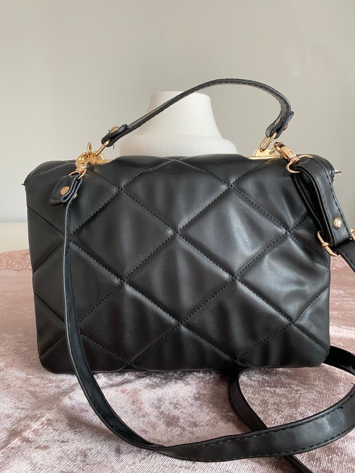 Klasik Siyah Kapitone Deri Kadın Çanta - Görsel 2