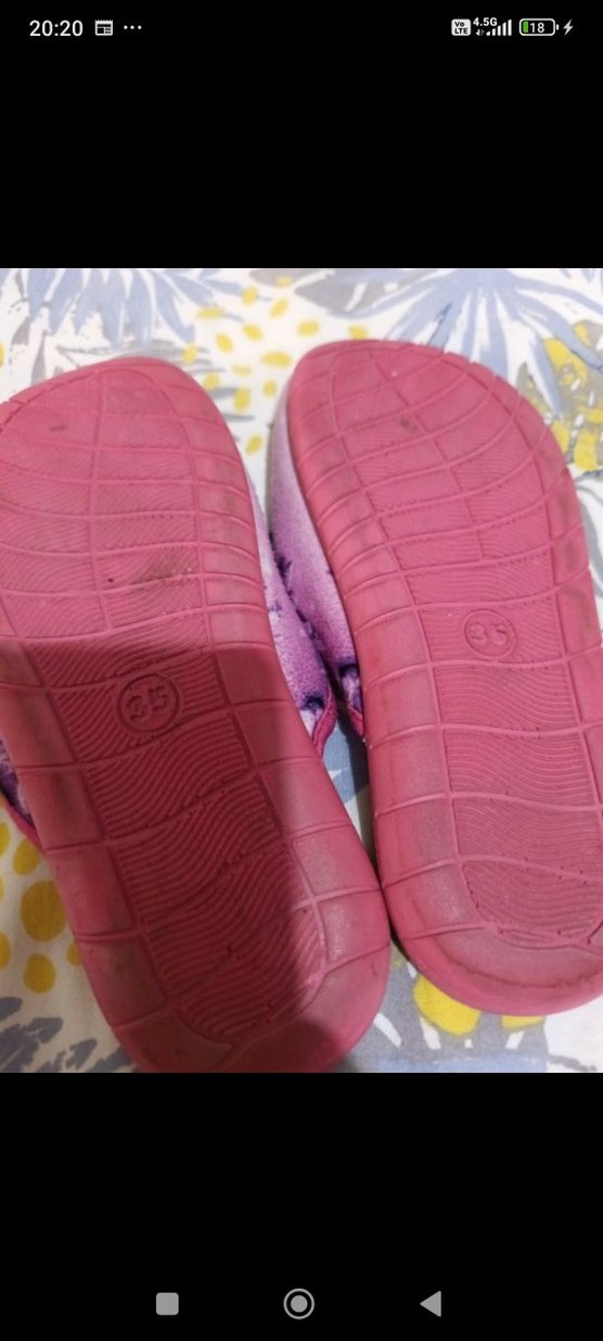 Kız Çocuk Pembe Kaydırmaz Baskılı Terlik - Görsel 2