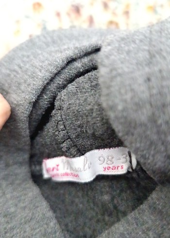 Kız Çocuk Gri Kapüşonlu Baskılı Sweatshirt - Görsel 2