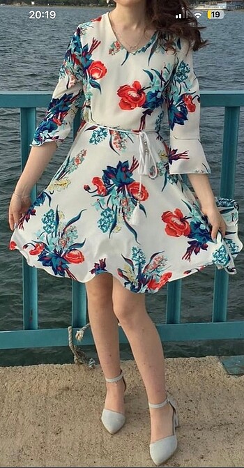 Desenli elbise