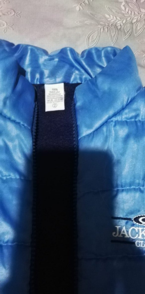 Mavi çizgili fermuarlı kapüşonlu bebek tulumu - Görsel 4