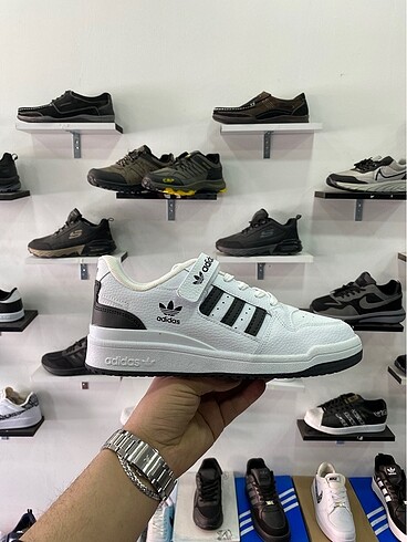 Adidas - 40 numara