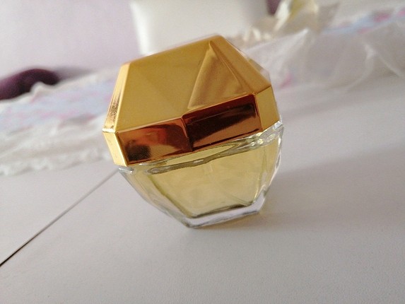 parfüm gold detaylı