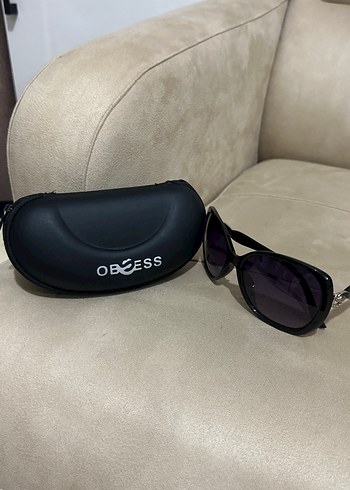 Kadın Parlak Siyah Gotik Gözlük - Görsel 9