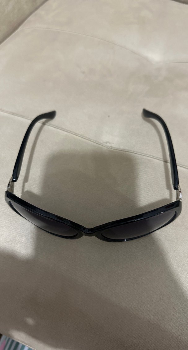 Kadın Parlak Siyah Gotik Gözlük - Görsel 4