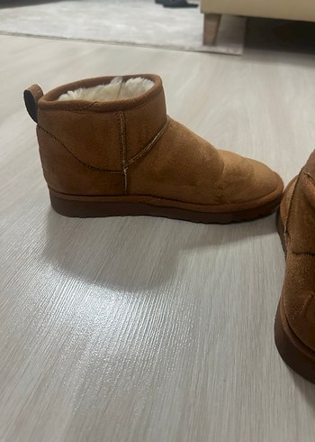Ugg bot pierre cardin - Görsel 8