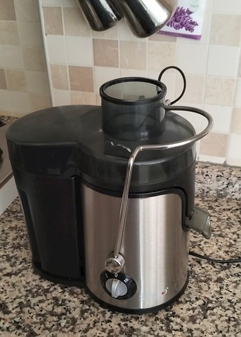 Gri Renkli Elektrikli Meyve Sıkacağı - Görsel 4