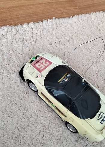 Beyaz Oyuncak Araba - Görsel 7