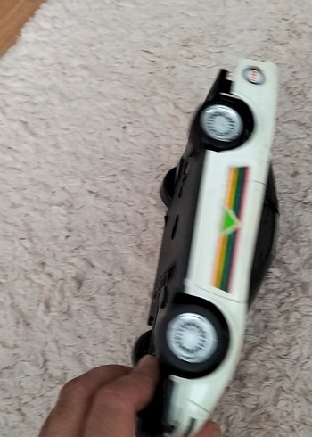 Beyaz Oyuncak Araba - Görsel 13