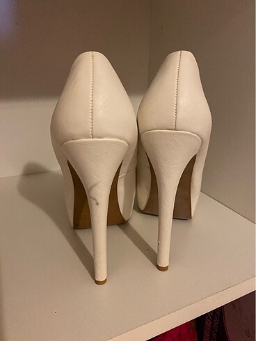 37 Beden beyaz Renk Stradivarius Platform